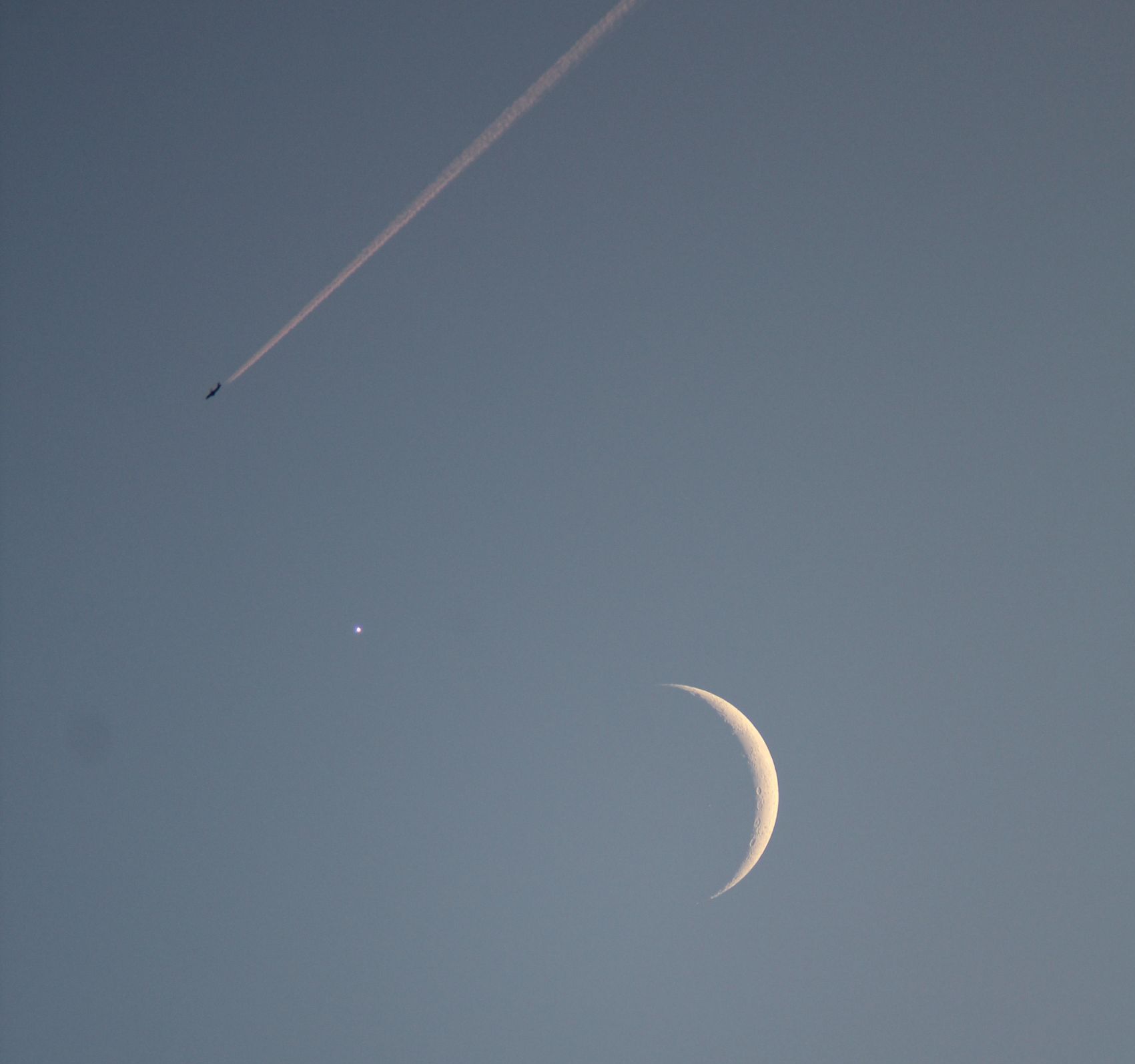D20260617 Mond Venus